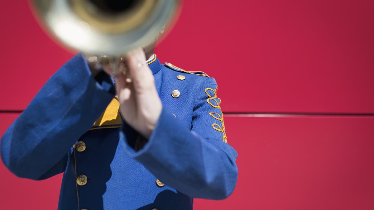 trompeta-militari-rusia-muzicieni_02757000