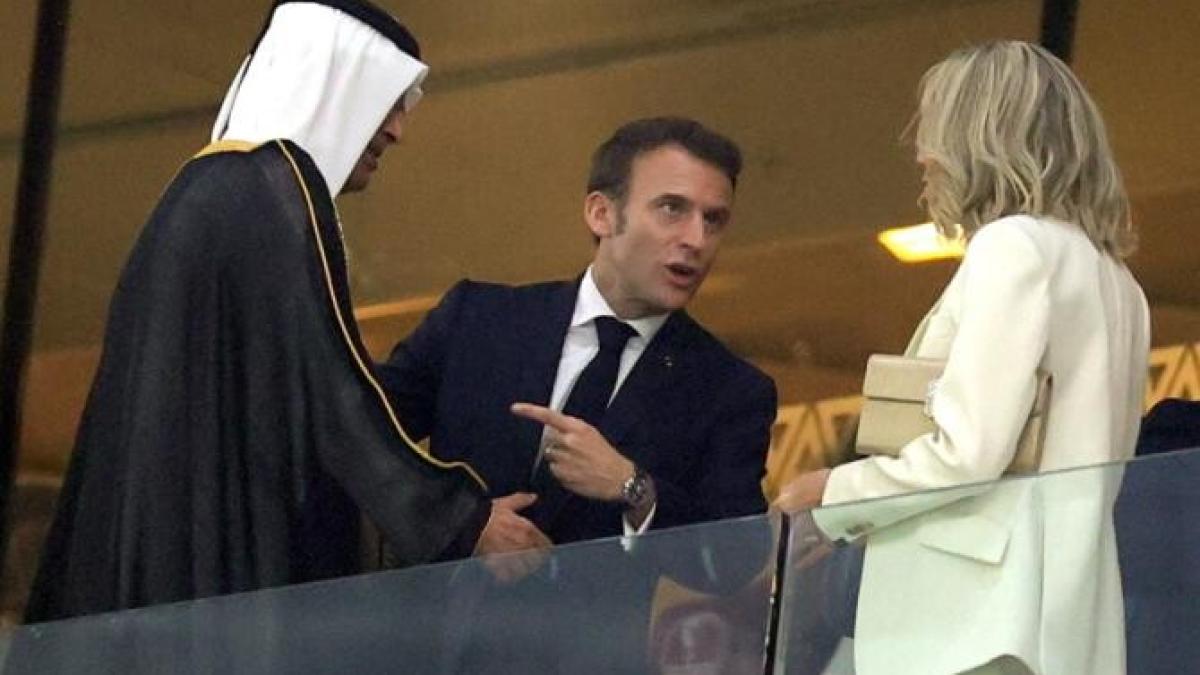 macron-acuzat-ca-a-cheltuit-peste-500-de-mii-de-euro-pentru-a-merge-in-qatar-la-cupa-mondiala_53374000