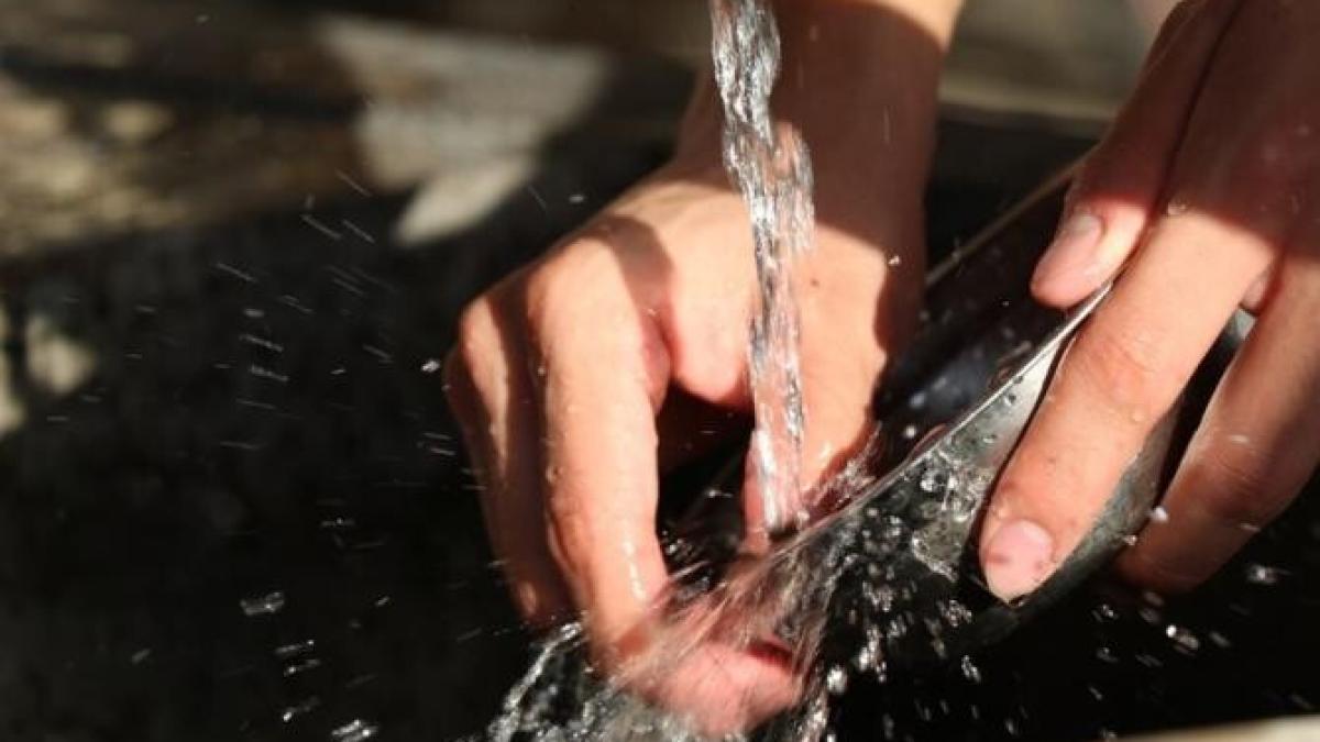 spalati-vasele-si-slabiti--cate-calorii-puteti-arde-in-activitatile-de-menaj_28861000