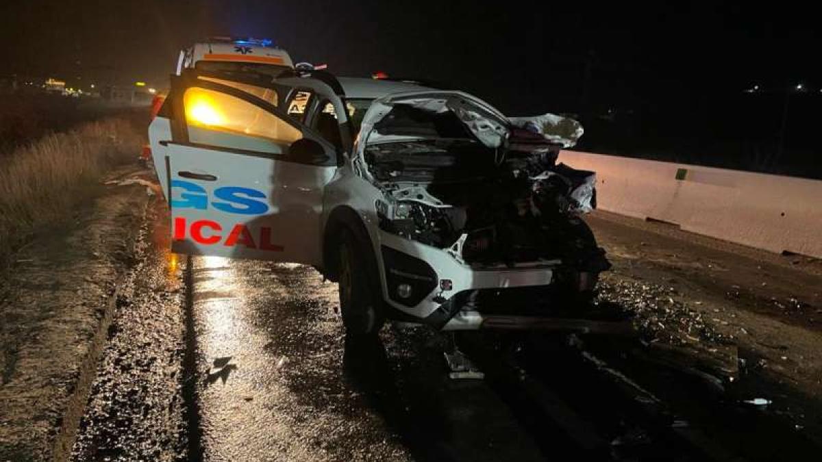 accident-rutier-in-care-a-fost-implicata-o-ambulanta--patru-persoane-au-fost-ranite_47841700