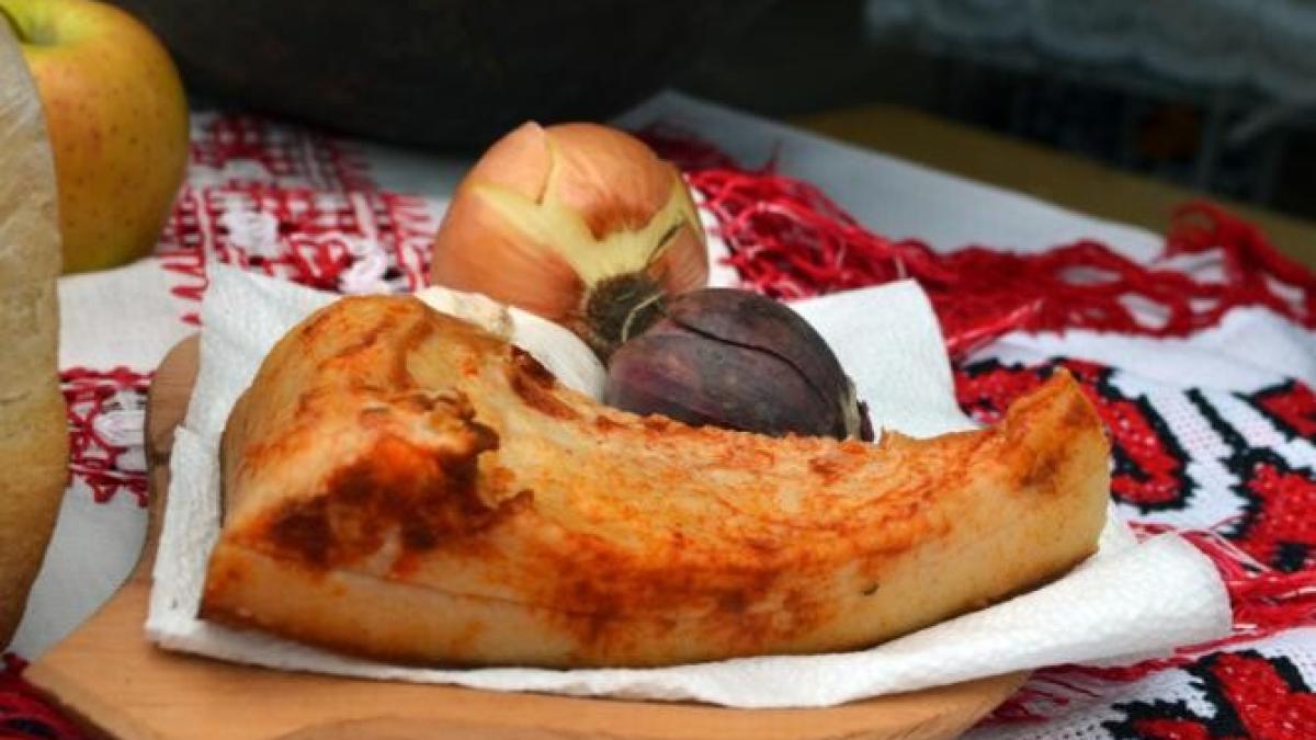 slanina-porc-reteta-usturoi_66395900