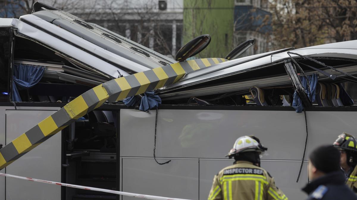 ce-scrie-presa-din-grecia-de-accidentul-care-a-avut-loc-in-piata-unirii_40967700