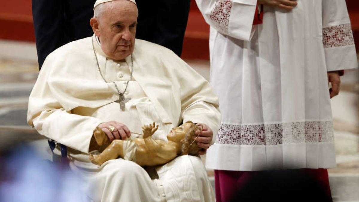 papa-francisc--predica-din-ajunul-craciunului-foamea-de-putere-este-atat-de-mare-incat-unii-vor-sa-si-consume-chiar-si-vecinii_40510600