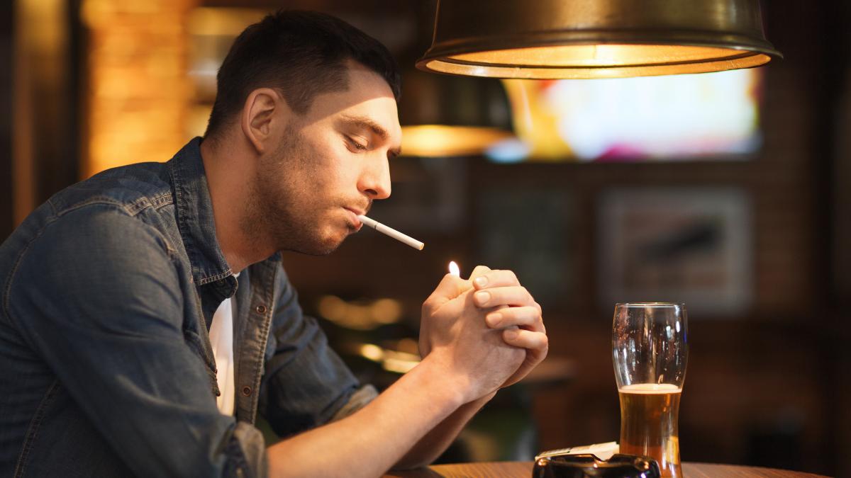 alcool-si-tigari_62150500