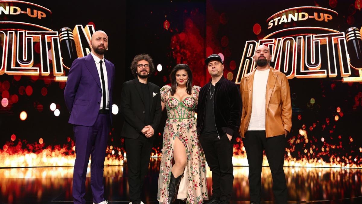 teo-vio-costel-maria-popovici-dan-badea-in-finala-sezonului-2-stand-up-revolution_36771200