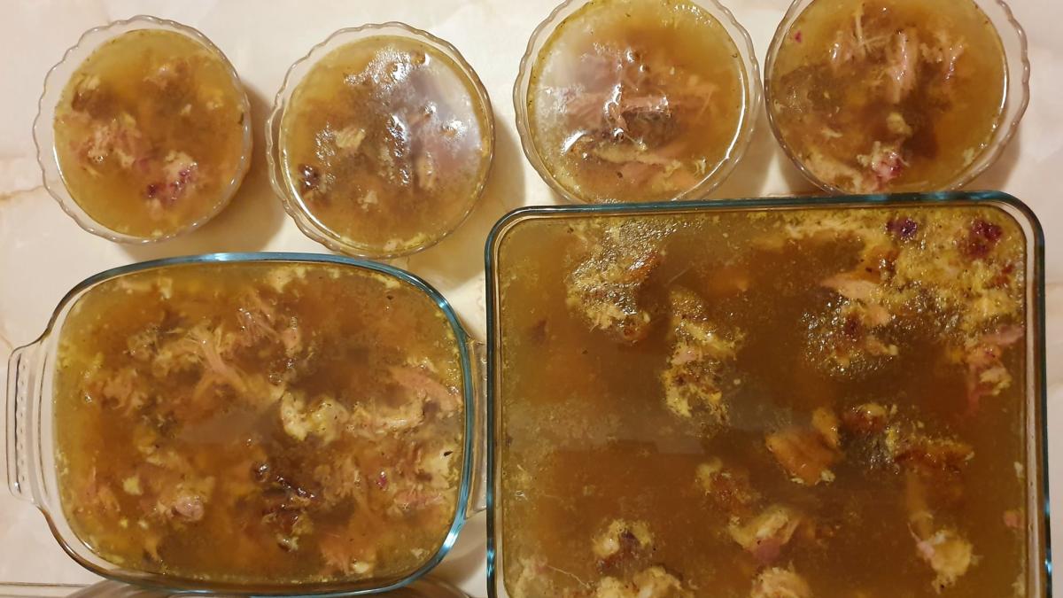 cum-se-face-piftia--reteta-pe-care-trebuie-neaparat-sa-o-pregatesti-pentru-revelion_46033800