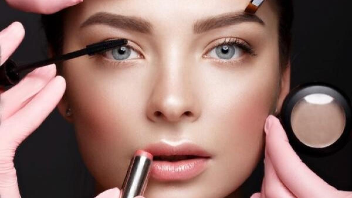 mi-th-influencer-pronosticuri-beauty-2023--mirela-vescan-si-thea-haimovitz-dezvaluie-trendurile-din-noul-an-video_95161800