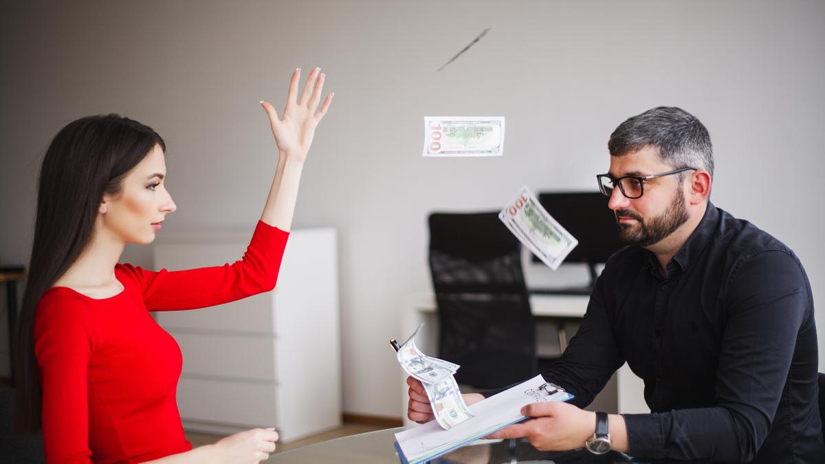 angajat-nemultumit_18559700