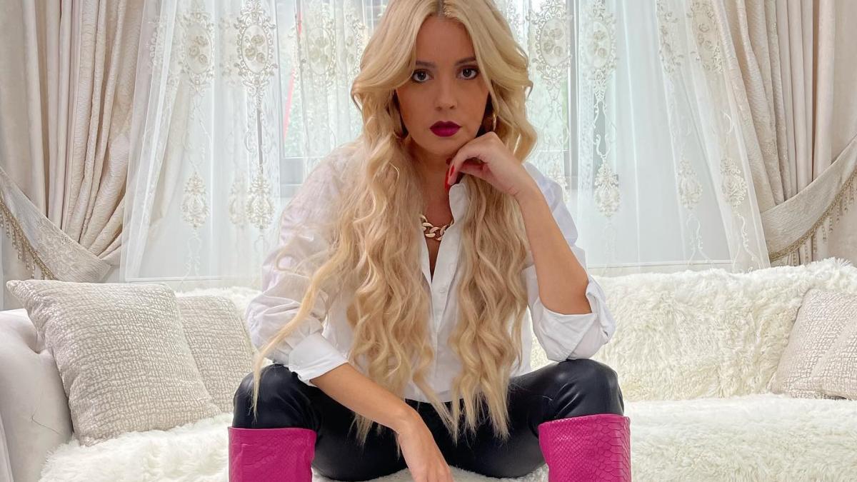 nu-am-plans-nici-macar-o-secunda--diana-dumitrescu--certata-de-sot-mi-a-zis-ca-i-am-stricat-copilul_66476200