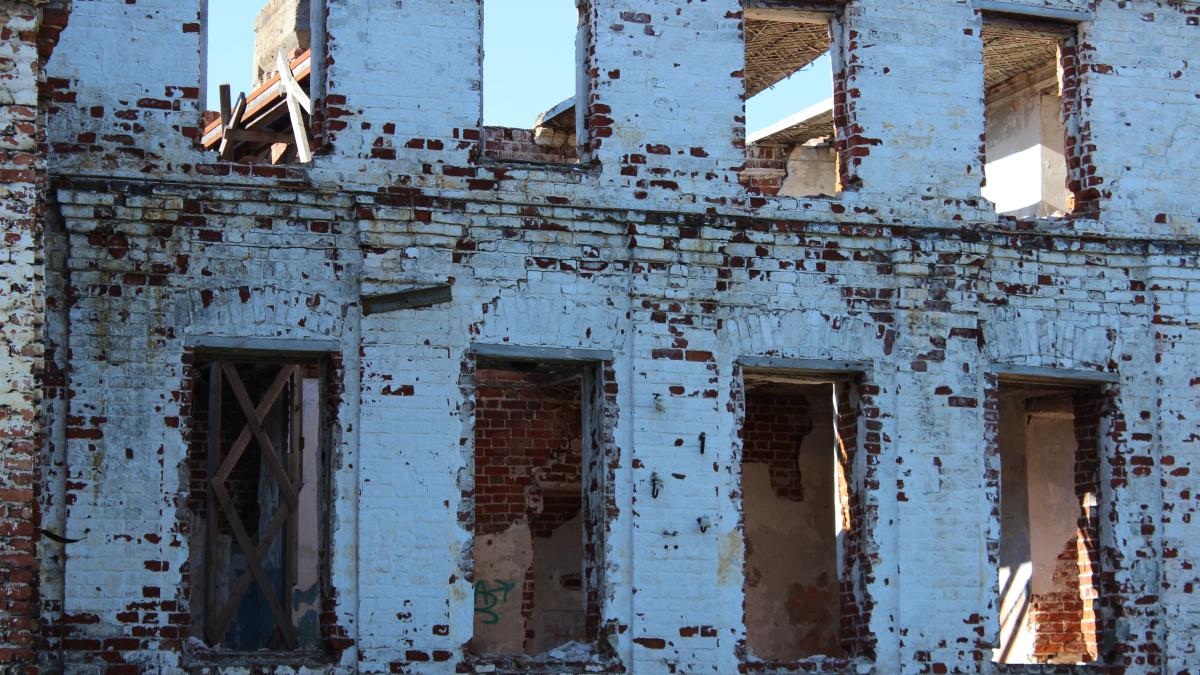 proprietarii-care-lasa-cladirile-sa-se-degradeze-vor-fi-supraimpozitati_95084600