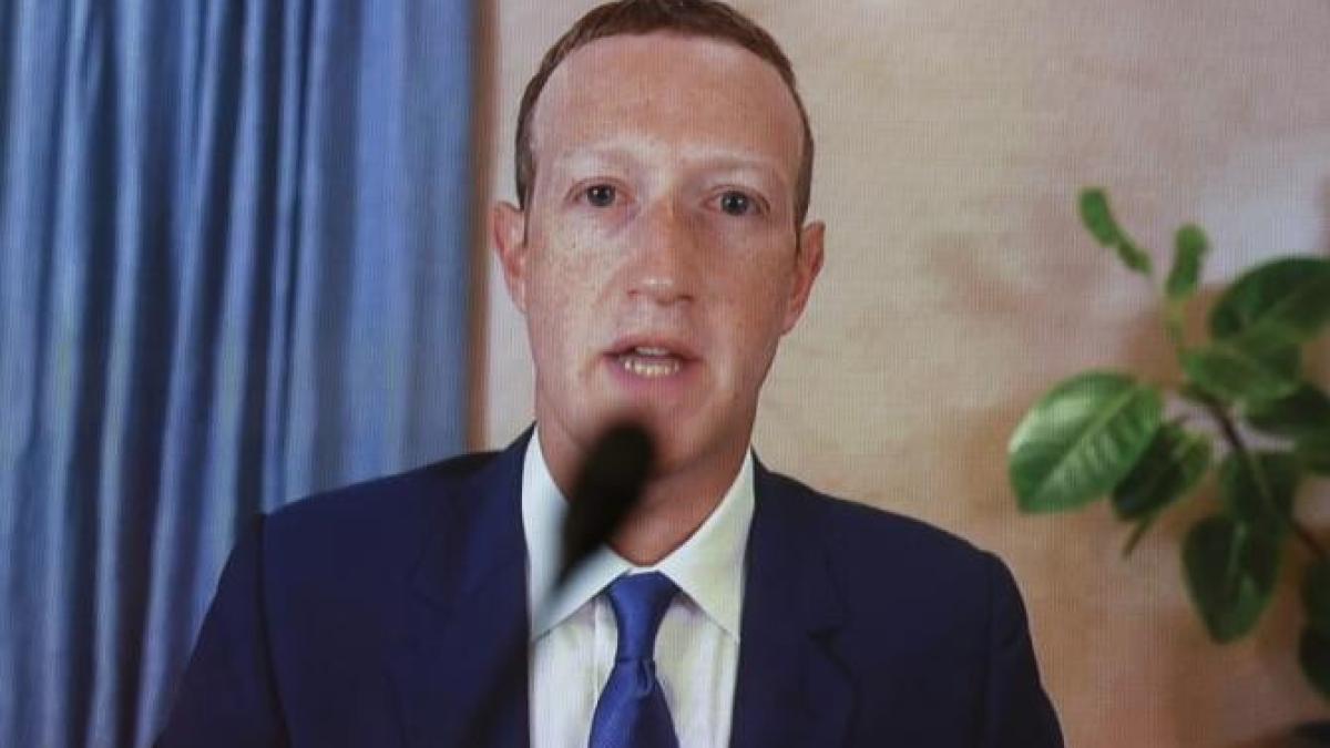 mark_zuckerberg_facebook_politica_mai_rar_49604800