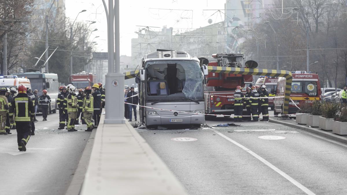 autocar_grecia_unirii_accident_pasaj_001_inquam_photos_george_calin_18512600