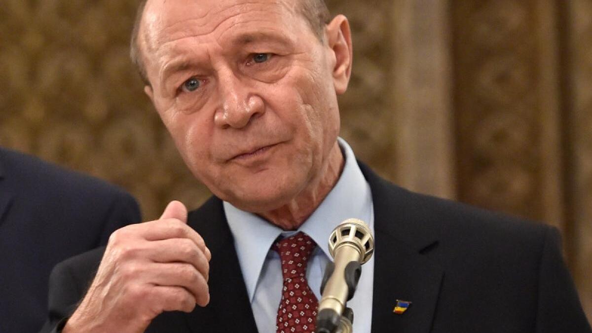 alfred-bulai-cum-ii-pacalea-traian-basescu-pe-sppisti_96765100