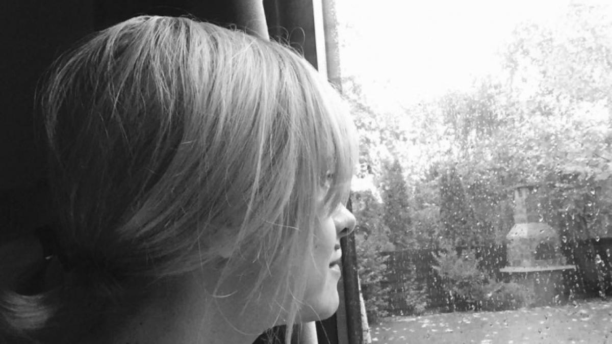 mama--dar-de-ce-in-italia-toata-lumea-vorbeste-limba-romanaprc-e2prc-80prc-9d--simona-gherghe--dupa-intoarcerea-din-vacanta-in-spatele-zambetelor--sunt-multe-lacrimi-de-dor-si-de-greu_54186500