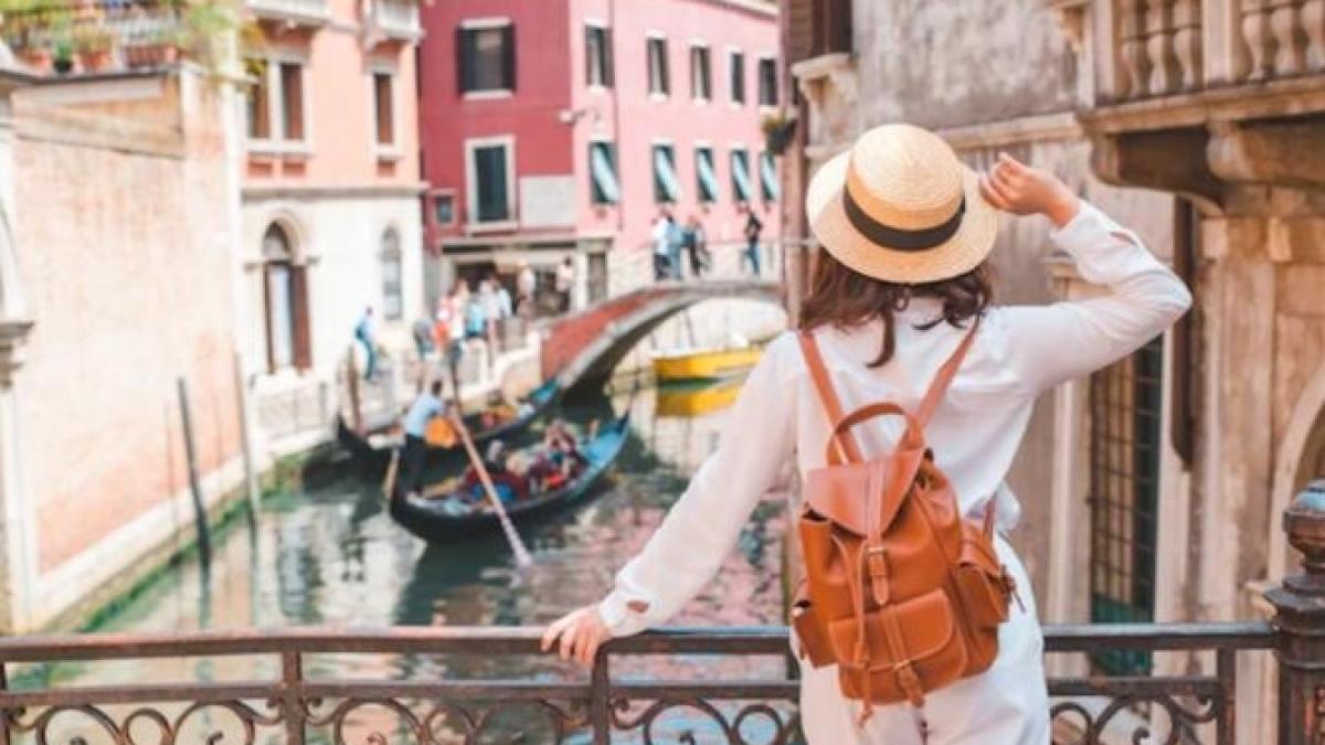 hello-holidays---viata--cultura-si-istoria-italienilor--predate-turistilor-prin-programele-senior-holidays_64342200