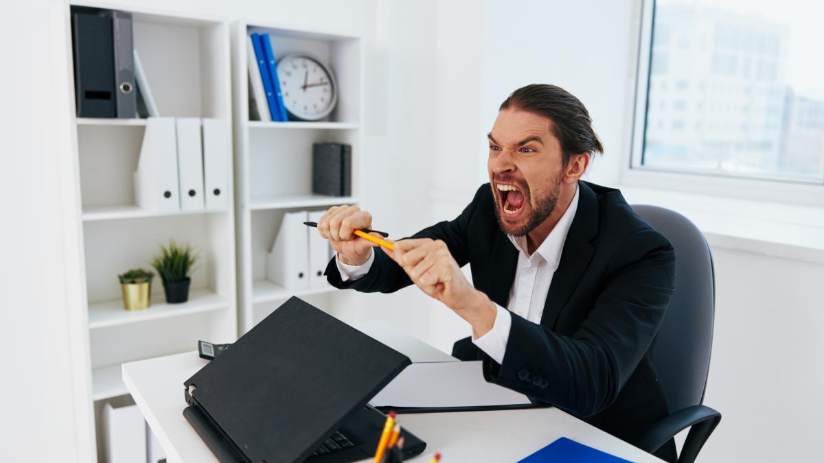 nemultumit-la-locul-de-munca_56514000