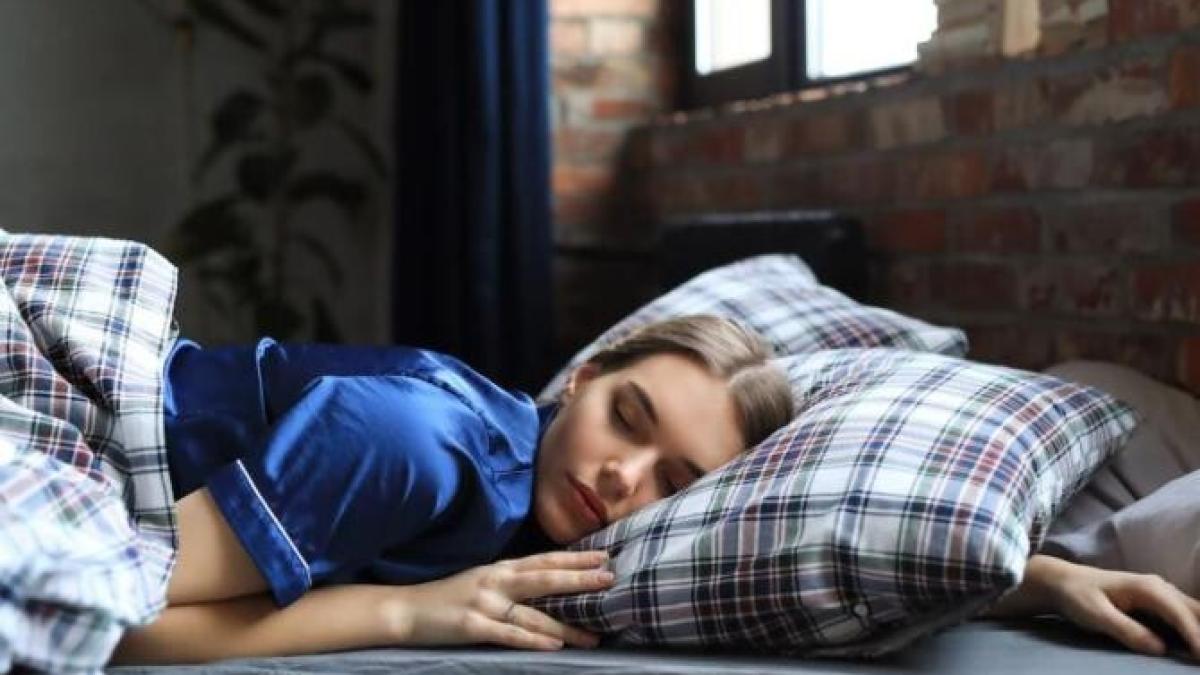 cum-sa-adormi-rapid-in-2-minute--o-metoda-militara-va-alunga-insomnia_30401400