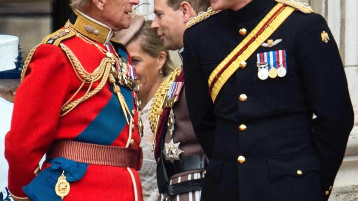 harry_william_rivalitate_frati_majordom_diana_fb_12485600