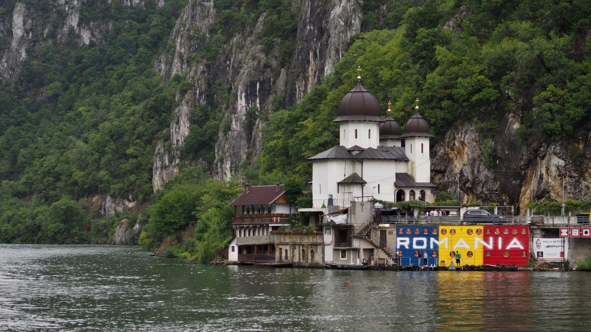 hidrocentrale_dunare_bulgaria_romania_pxl_59912600