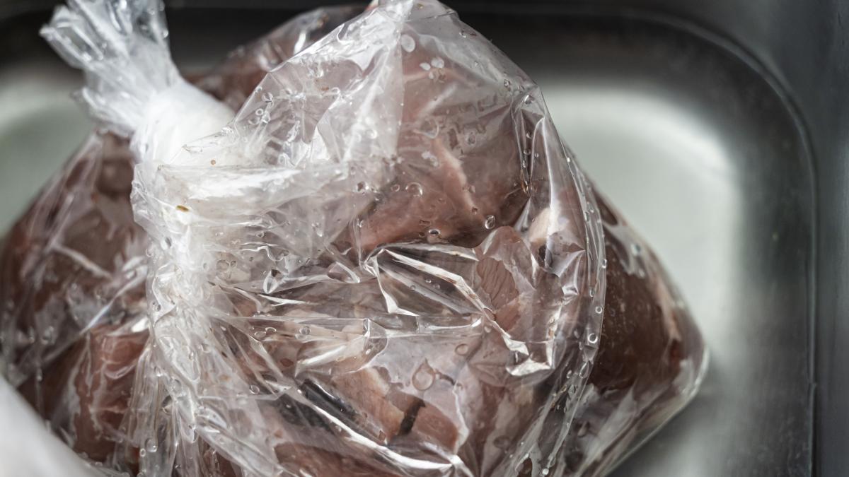 carne-decongelata_18367400