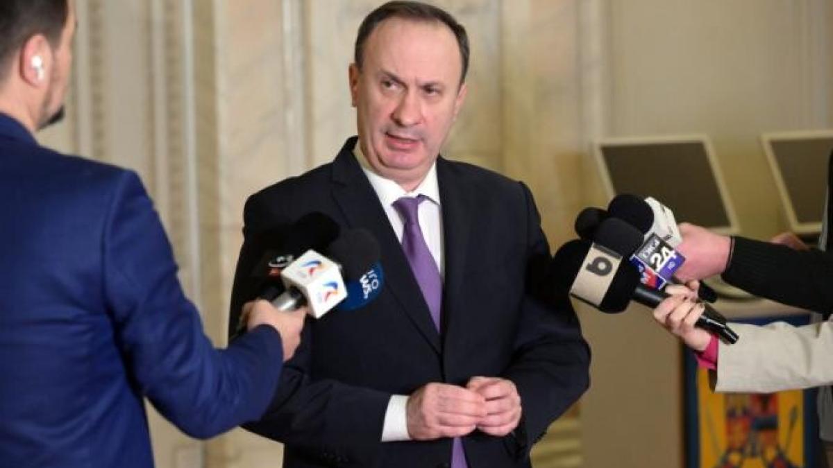 intram-intr-o-chestiune-mai-picanta--caciu--despre-ratele-pe-care-le-are-la-banca-va-dati-seama-cum-este-sa-platesti-o-astfel-de-dobanda_88527400