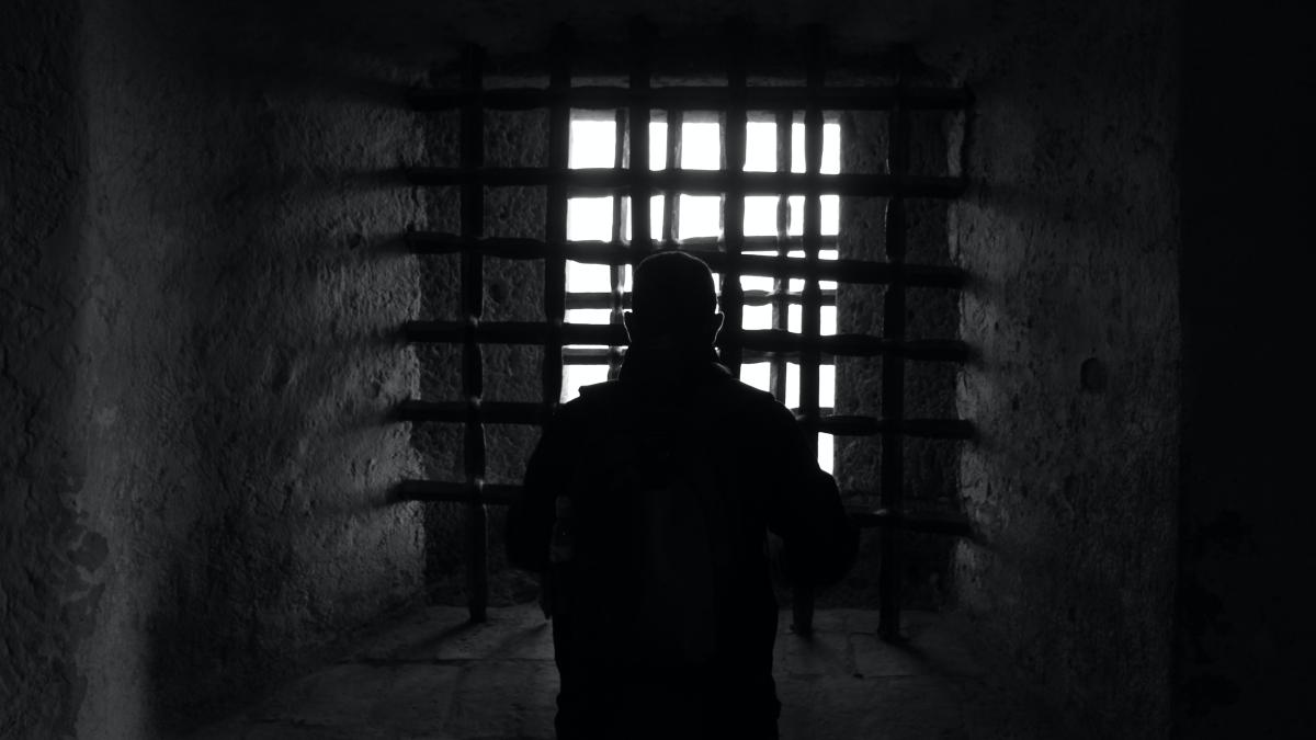 detinutii-din-franta-eliberati-cu-3-luni-mai-devreme_62311300