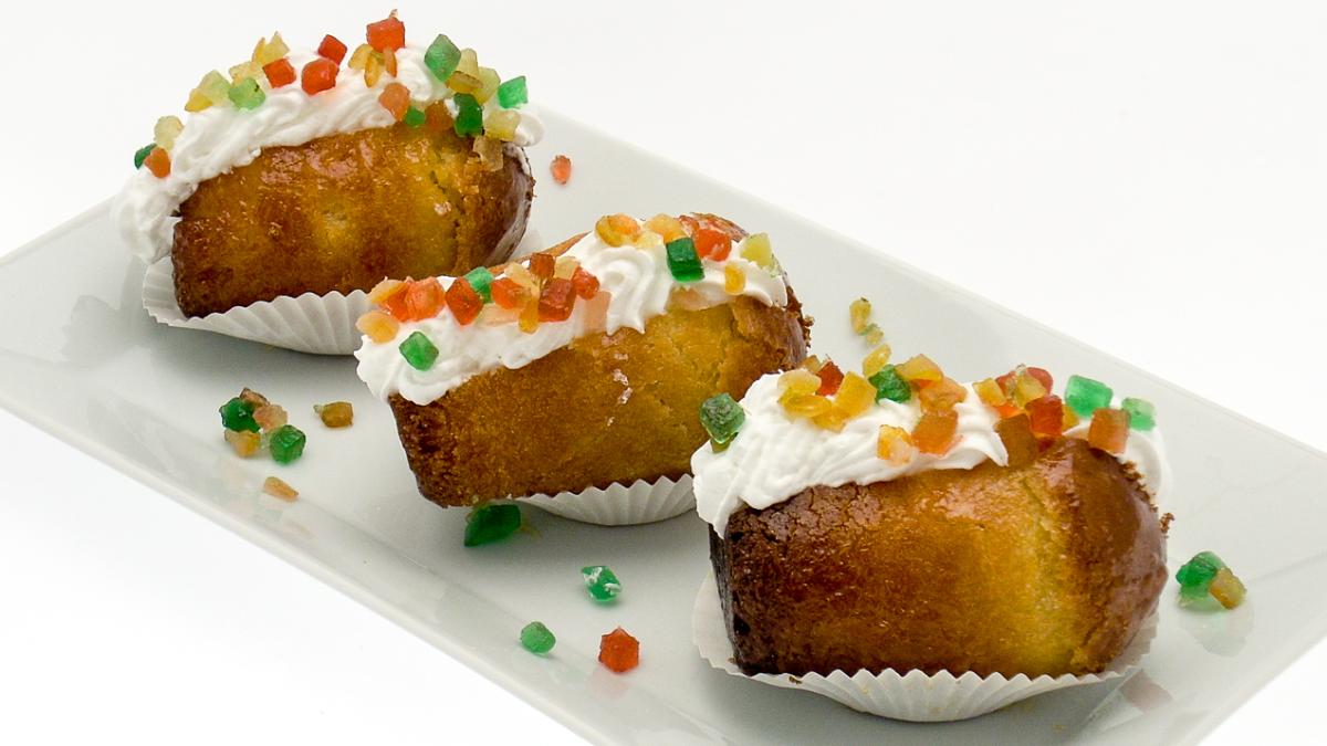 reteta-rum-baba--prajitura-insiropata-cu-rom--reteta-originala-din-napoli_37876500