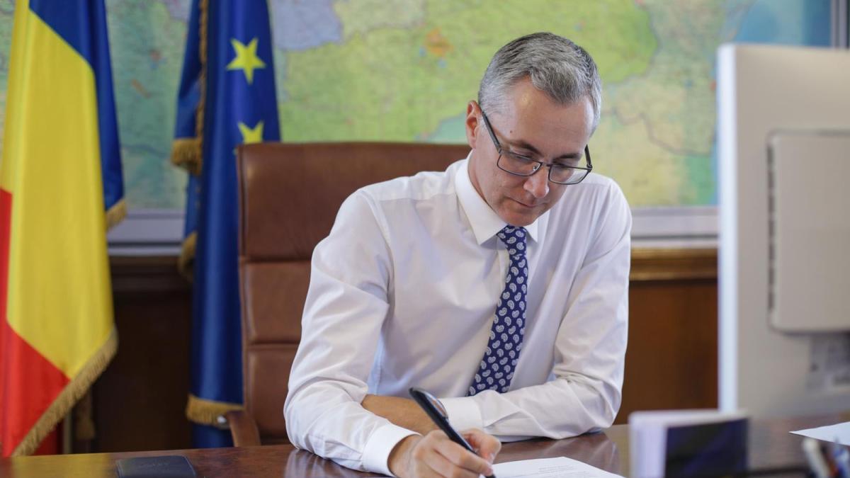 stelian_ion_parlament_cod_penal_fb_59986400