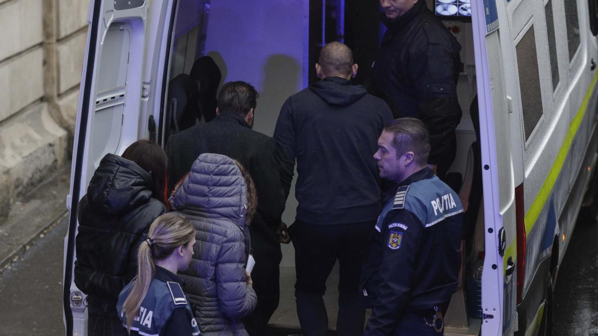 politia-bucuresti-dupa-ce-fratii-tate-s-au-plans-de-conditii_81910500