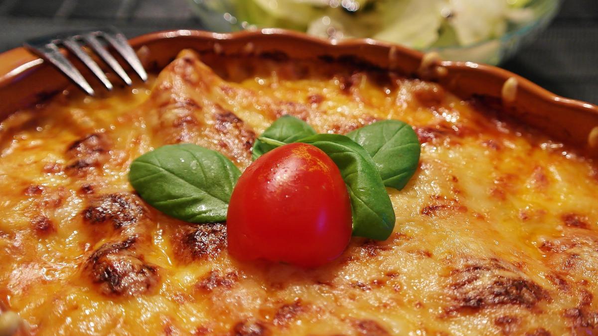 cartofi-la-cuptor-cu-cascaval-si-bacon--reteta--curcubeu-pe-cerul-gurii_31259900