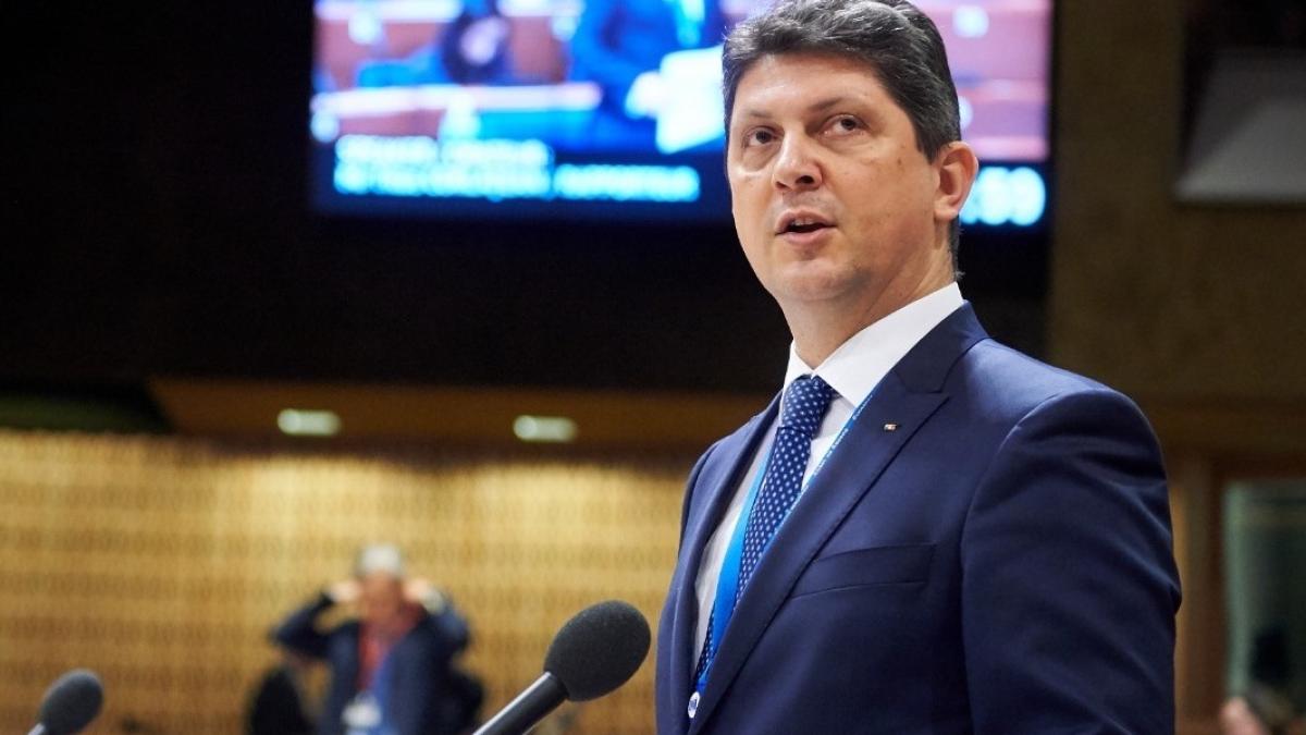 legea-minoritatilor-nationale-din-ucraina--titus-coratean-apce-a-adoptat-motiunea-pe-care-am-initiat-o--prin-care-cer-comisiei-de-la-venetia-sa-se-sesize_76505100