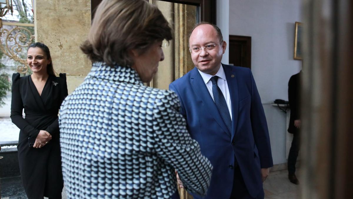 catherine-colonna-vizita-romania-ce-se-ascunde-contract-militar_64905000