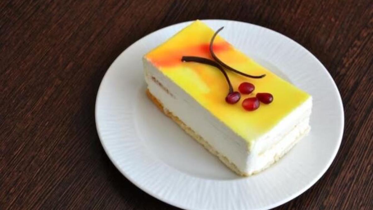 tarta-delicioasa-si-aromata-fara-coacere--ai-nevoie-de-o-lamaie-si-un-litru-de-lapte_21065700