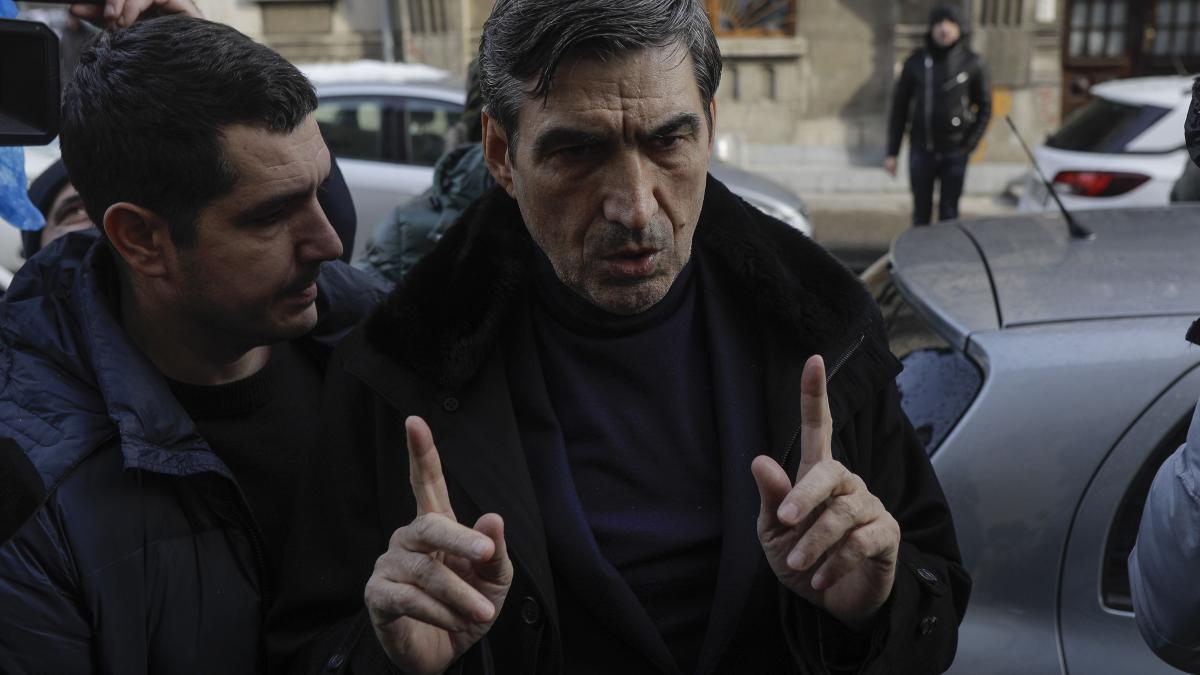 iancu-toader--avocatul-lui-victor-piturca-pur-si-simplu-a-facut-un-imprumut-civil--a-vrut-sa-isi-ajute-fiul_68863600