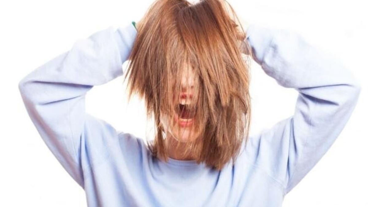 parul-tau-va-creste-mai-repede-si-vei-uita-de-varfuri-despicat--solutia-este-o-masca-cu-gelatina_44966900