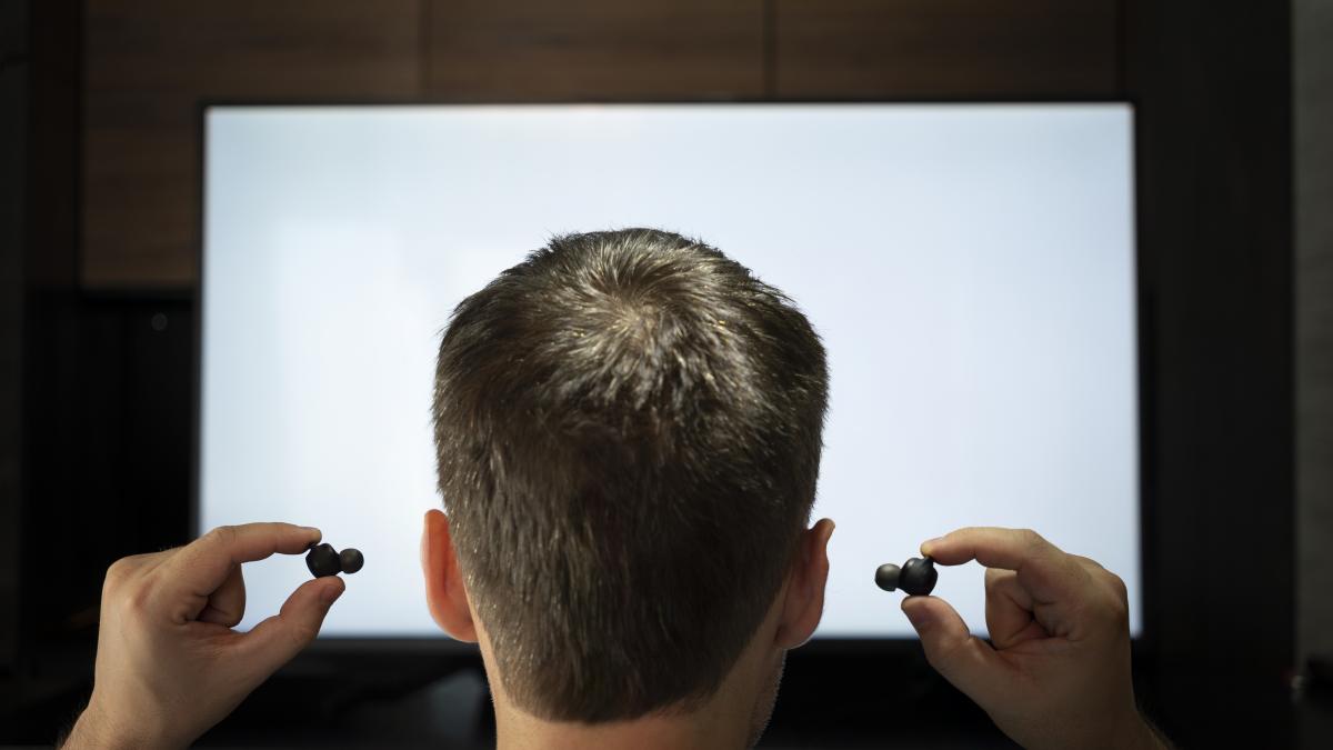 earbuds-gamer_64342300