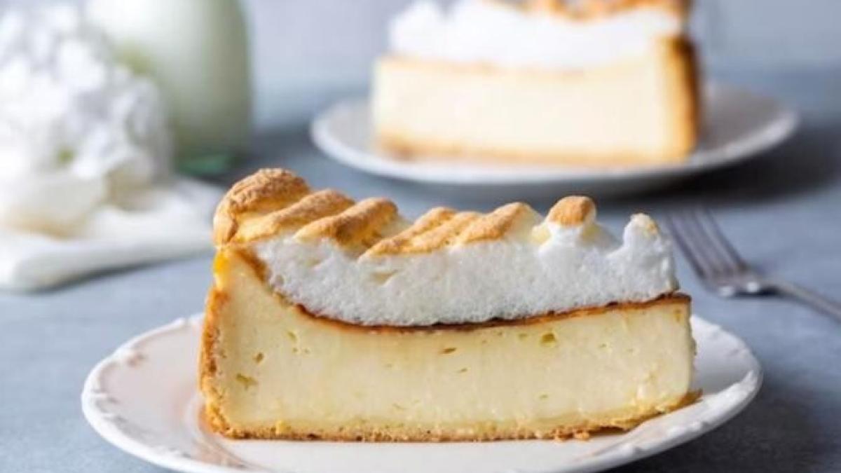 prajitura-care-se-topeste-in-gura--ai-nevoie-doar-de-doua-albusuri_29642300