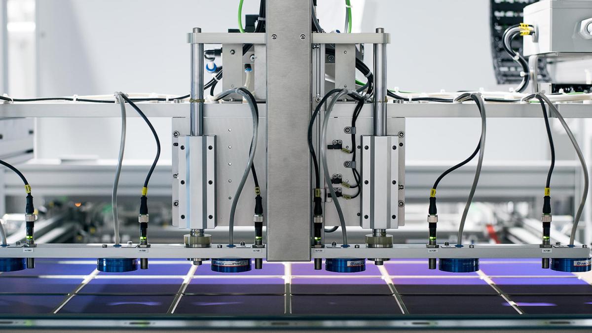 3sun-gigafactory_1584x960_97622400