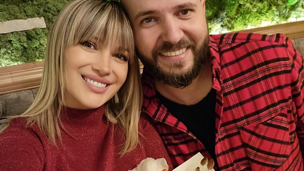 lora--adevarul-din-relatia-ei-cu-ionut-ghenu-ma-mir-ca-nu-ne-am-despartit---_10554700