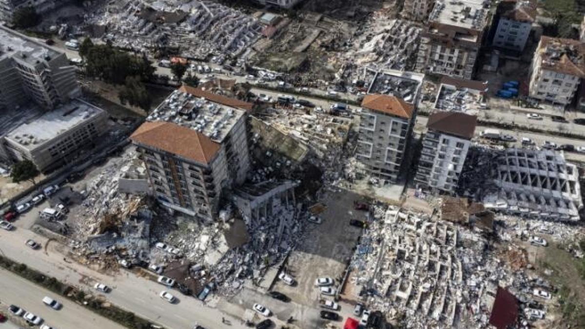 cutremurele-din-turcia-ar-fi-deplasat-platoul-anatolian-cu-pana-la-10-metri_19325700