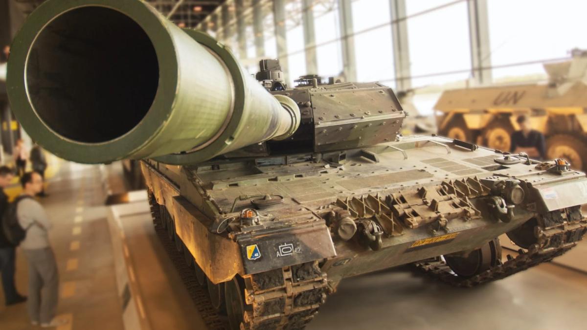 rusia-a-ramas-fara-jumatate-din-tancurile-grele-in-razboiul-din-ucraina--estimeaza-pentagonul_34873000