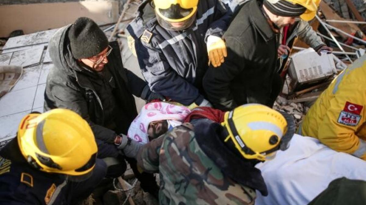 cutremure-turcia-si-siria--peste-24-000-de-oameni-au-pierit-sub-daramaturi_62360700