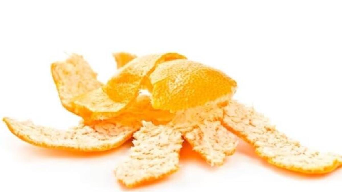 pune-coji-de-portocala-pe-clanta-si-vei-rezolva-una-dintre-cele-mai-mari-probleme-din-casa_50994300