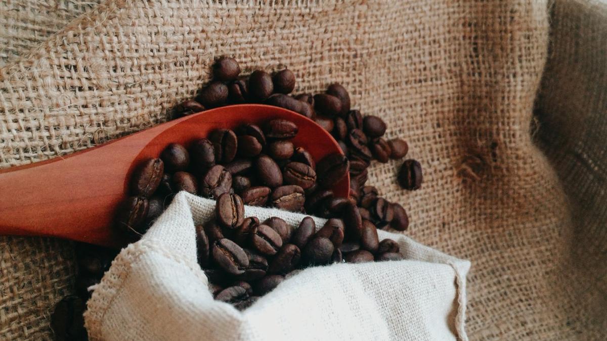 serviciile-secrete-aduceau-cafeaua-creuda-la-sugestia-mea-gheorghe-florescu_26754400