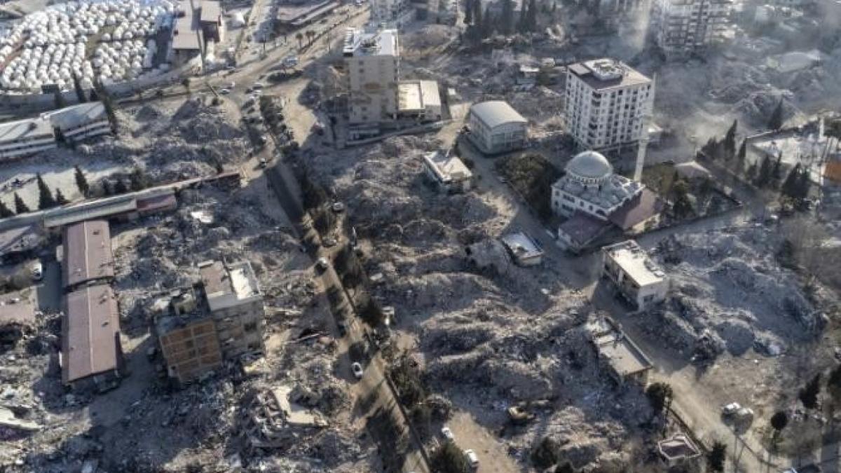 un-nou-cutremur--de-magnitudine-6-4--a-lovit-turcia_90082000