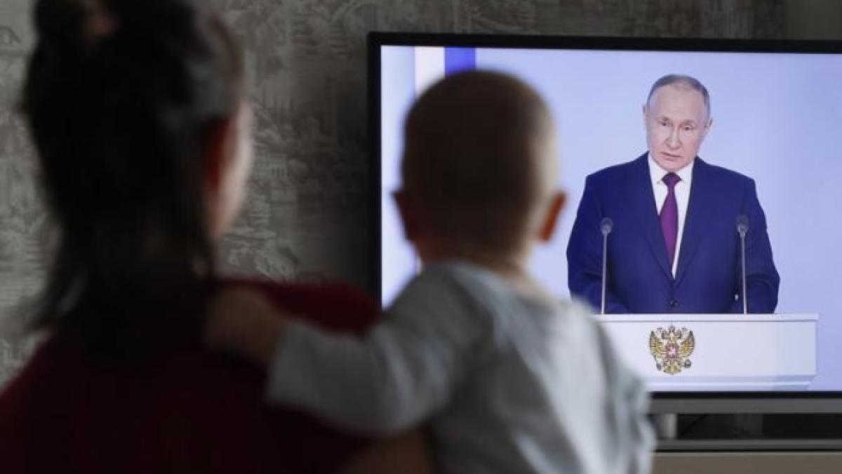 hersonul--bombardat-chiar-in-timpul-discursului-lui-putin--in-care-acesta-multumea-populatiei-civile-din-oras-ca-rezista-ocupatiei-ucrainene_68365900