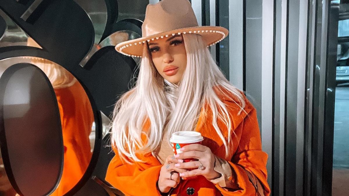 e-clar-ca-l-a-invatat-cineva-sa-faca-asta--anda-adam--la-pamant--in-scandalul-legat-de-casa-in-care-a-locuit-m-a-injurat-cu-eveline-langa-mine--copilul-meu-nu-mai-stia-cum-sa-reactioneze_69341400