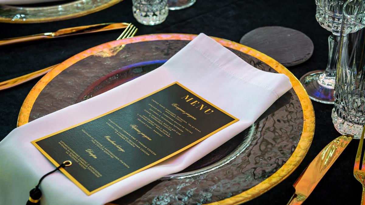 meniu-restaurant_69270700