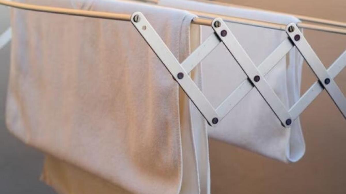 usuca-hainele-in-10-minute-cu-trucul-cearsafurilor--nu-ai-nevoie-de-uscator_46946800