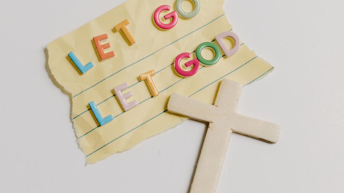 postul-pastelui--parintele-vasile-ioana-ar-trebui-tinut-post-de-tehnologie--sa-lasam-telefonul-si-sa-ne-unim-cu-dumnezeu--ne-vom-purifica-de-tot-ce-e-rau-in-noi_34735600